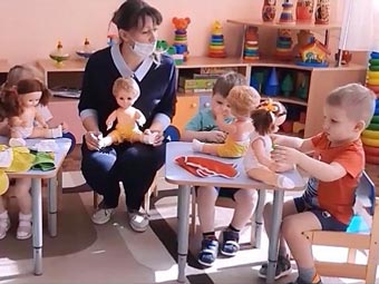 Игровые ситуации с куклами  в образовании детей раннего возраста