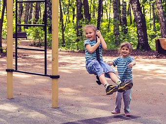 5 простых игр на свежем воздухе