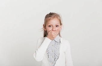 Ребенок не говорит. Почему?